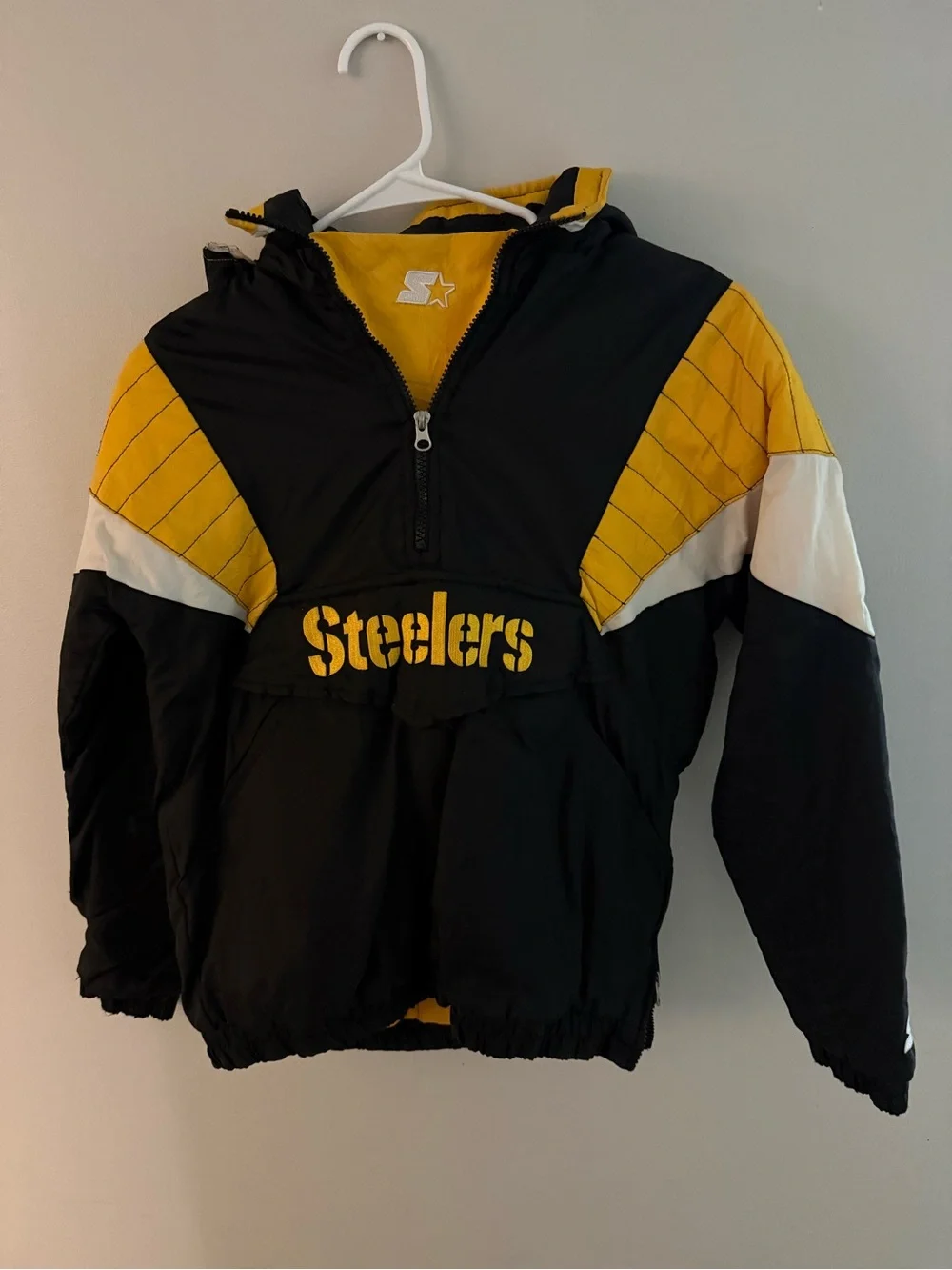 STARTER Black & Gold Steelers Pullover Puffer Jacket with Hood